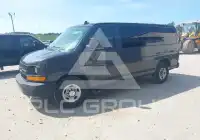 2016 Chevrolet Express photo
