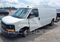 2016 Chevrolet Express фото