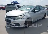 2016 Chevrolet Cruze photo