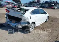 2016 Chevrolet Cruze photo