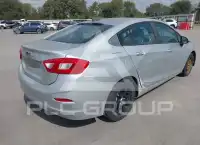 2016 Chevrolet Cruze photo