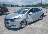 2016 Chevrolet Cruze photo