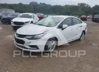 2016 Chevrolet Cruze photo