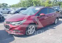 2016 Chevrolet Cruze photo