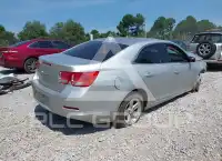 2016 Chevrolet Malibu photo