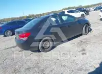 2016 Chevrolet Cruze фото