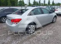2016 Chevrolet Cruze photo
