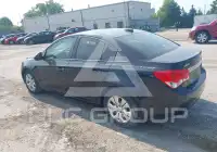 2016 Chevrolet Cruze photo