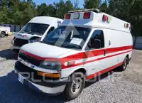2016 Chevrolet Express photo