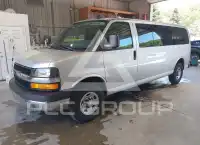 2016 Chevrolet Express photo