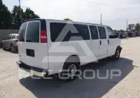 2016 Chevrolet Express фото