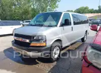 2016 Chevrolet Express photo