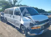 2016 Chevrolet Express photo