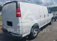 2016 Chevrolet Express photo