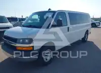 2016 Chevrolet Express photo