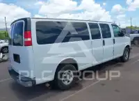 2016 Chevrolet Express фото