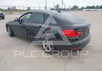 2016 BMW 328 photo