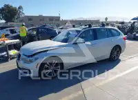 2016 BMW 330 photo