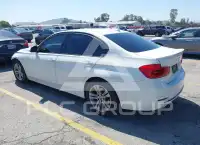 2016 BMW 330 фото
