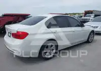 2016 BMW 330 фото