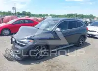 2016 BMW X1 фото