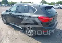 2016 BMW X1 фото