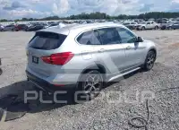 2016 BMW X1 фото