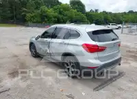 2016 BMW X1 фото