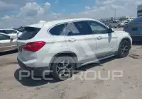 2016 BMW X1 фото