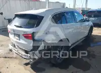 2016 BMW X1 photo