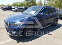 2016 BMW X1 photo