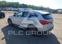 2016 BMW X1 фото