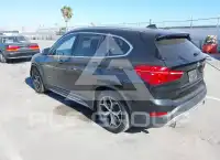 2016 BMW X1 photo