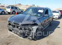 2016 BMW X1 фото