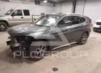 2016 BMW X1 photo