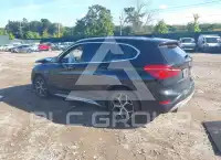 2016 BMW X1 photo