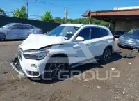 2016 BMW X1 фото