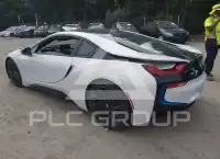 2016 BMW I8 фото