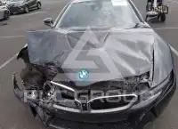 2016 BMW I8 фото