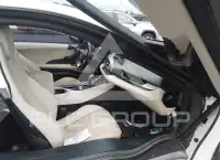 2016 BMW I8 фото