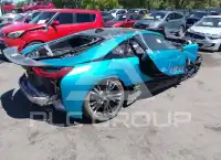 2016 BMW I8 фото