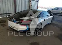 2016 BMW I8 фото
