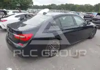 2016 BMW 750 фото