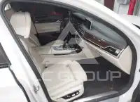 2016 BMW 750 photo