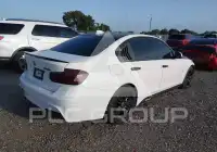 2016 BMW 328 photo
