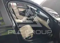 2016 BMW 320 photo