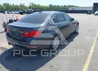 2016 BMW 528 photo