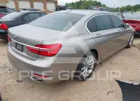 2016 BMW 740 photo