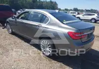 2016 BMW 740 фото