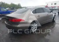 2016 Jaguar XF фото